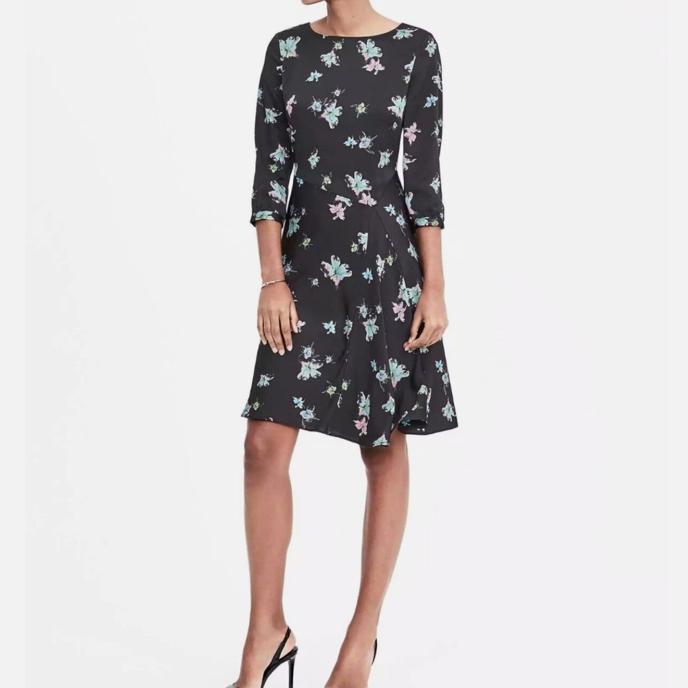 NWT Banana Republic Floral Dress - size 12
